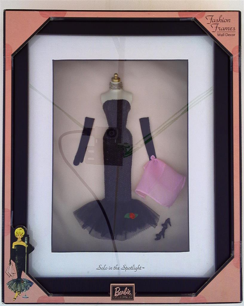 Mattel Barbie Fashion Frames Wall Decor Solo in the Spotlight