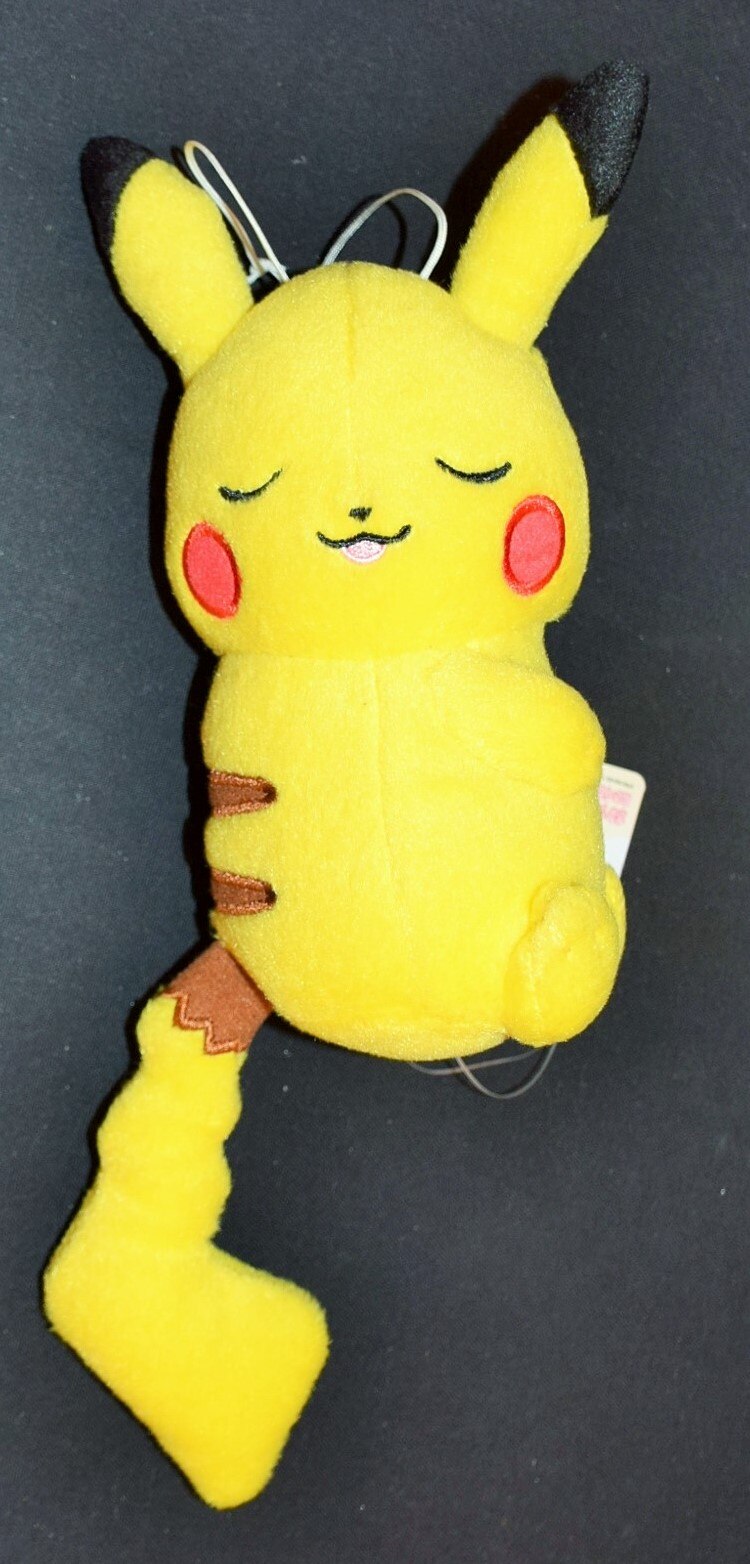 バンプレスト くつろぎタイム ぬいぐるみ ピカチュウ オス ピカチュウ メス ポケットモンスター サン ムーン ピカチュウ オス 目閉 まんだらけ Mandarake