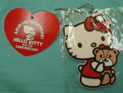 A mirror charm / Hello Kitty 