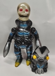 ZOLLMEN（ゾルメン）ファンシートイ「メゴ ブラック」　インディーズソフビ ZOLLMEN（ゾルメン）ファンシートイ「メゴ ブラック