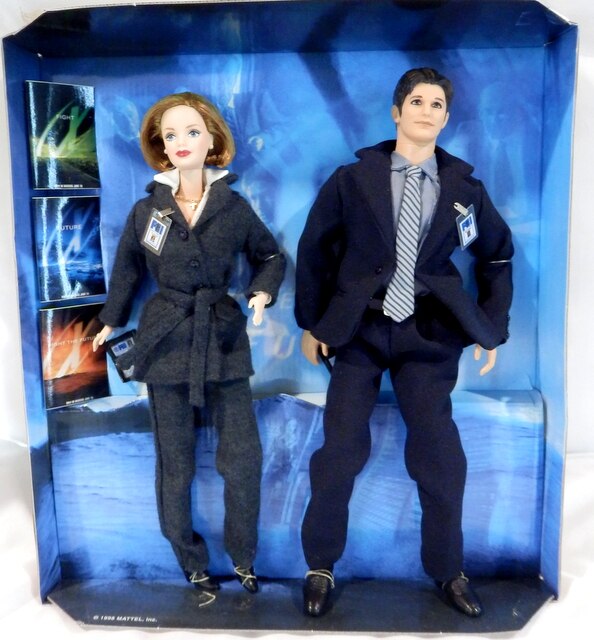 90s おもちゃ・趣味 Barbie バービーX-Files Ken Giftset