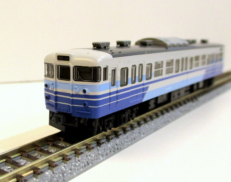 トミック 115 1000系近郊電車(新新潟色•N14パンタグラフ増設車) - 鉄道模型