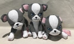 Attached to the I LOVE IGGY bag Huge Stuffed Toy 2