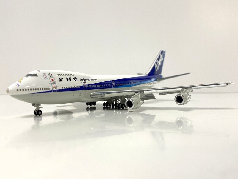 全日空商事 ANA B747-400 お花ジャンボ 1/200【美品】 - 航空機