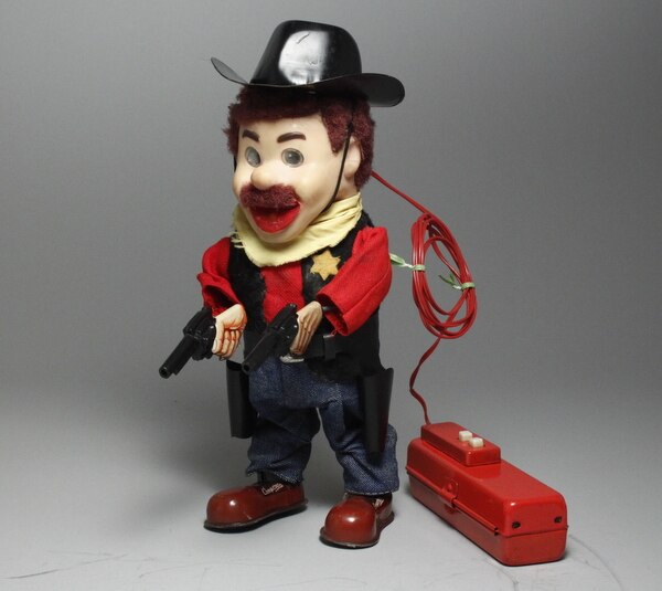 Amazon.co.jp: 米沢玩具 賭博人形 CRAPSHOOTER 箱付 マニア向け