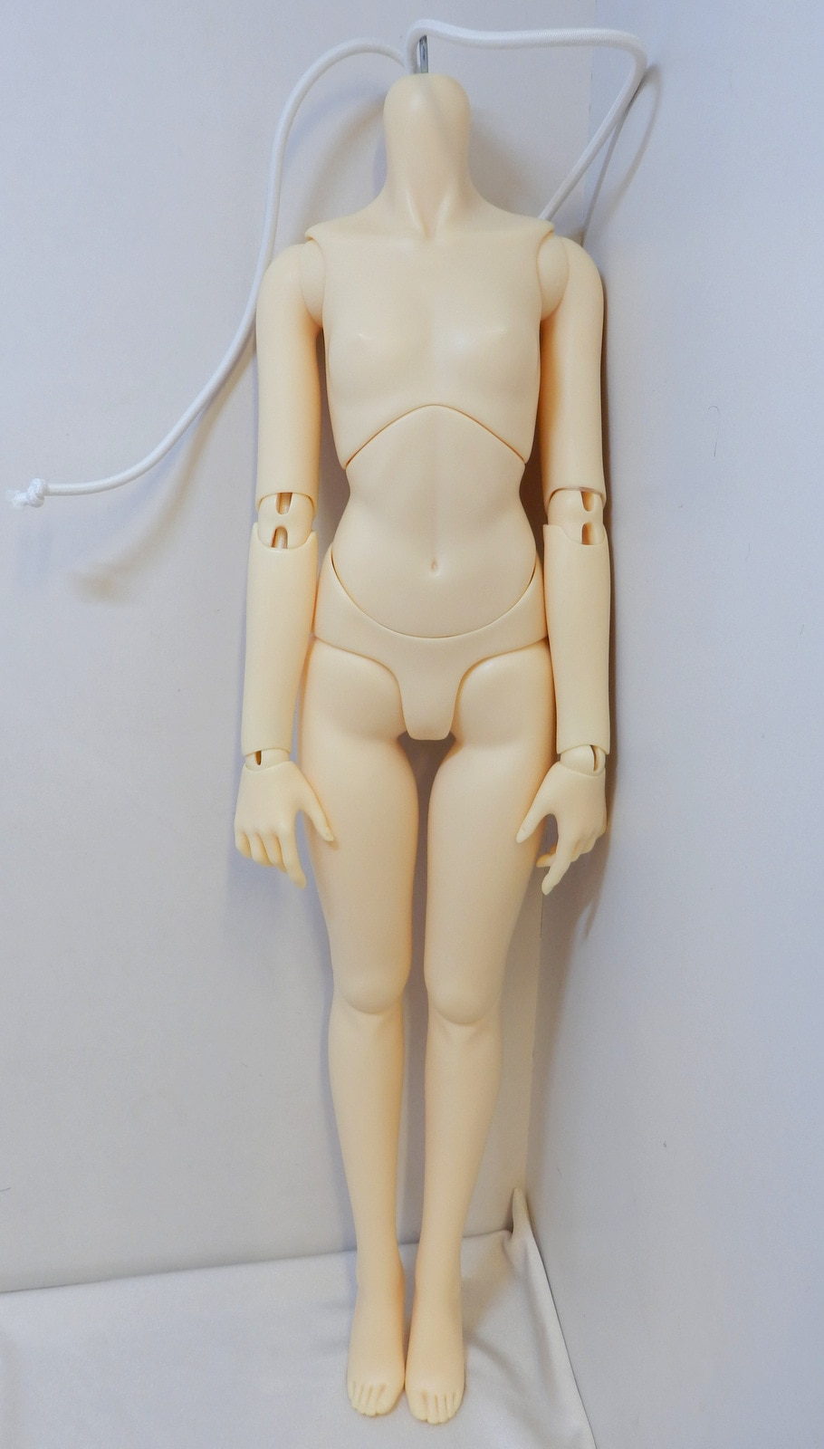 SDGr 女の子ボディ(M胸 ヒール脚）ボークス製 - 人形