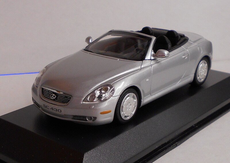 Paul's Model Art 1/43 MINICHAMPS LEXUS SC430 Cabriolet Silver