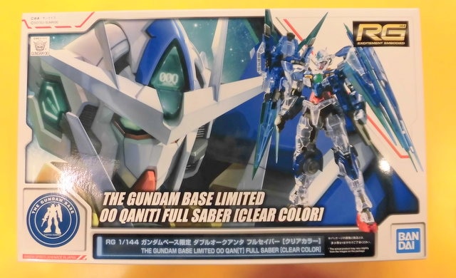 まんだらけ通販 Bandai Spirits Rg 1 144 機動戦士ガンダム00v戦記 ダブルオークアンタ フルセイバー クリアカラー Oo Qan T Full Saber Clear Color 福岡店からの出品