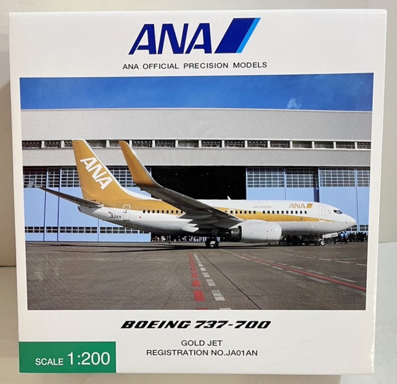 全日空商事 1/200スケール ANA BOEING 737-700 