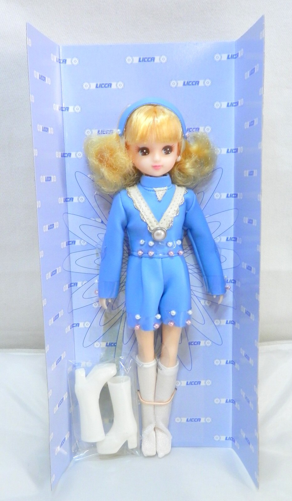 リカちゃん人形 ファッションカレンダー2001 コスミックブルー 未開封 ...