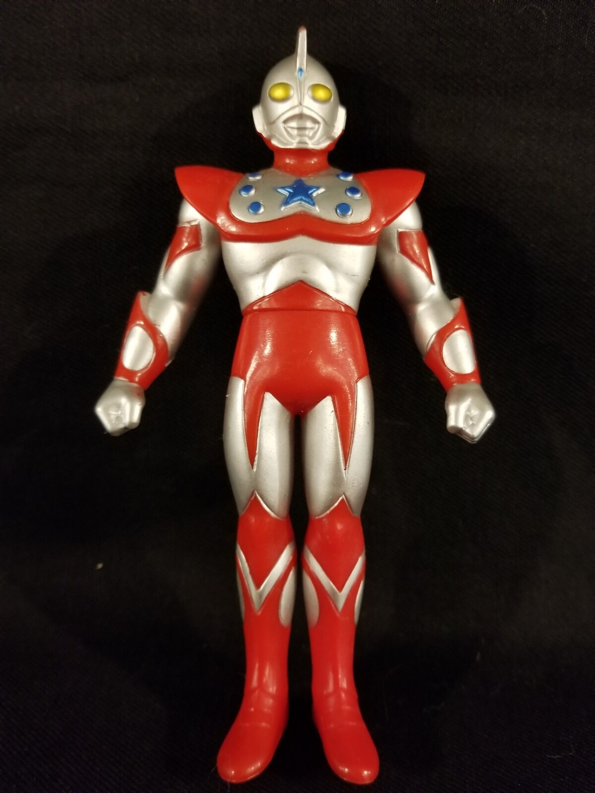 bandai ultra hero series / ultraman usa um zip fastener / uhs
