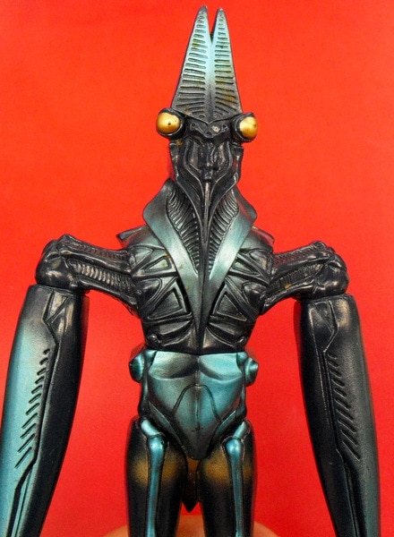 bandai powered monster series powered alien baltan puratagu