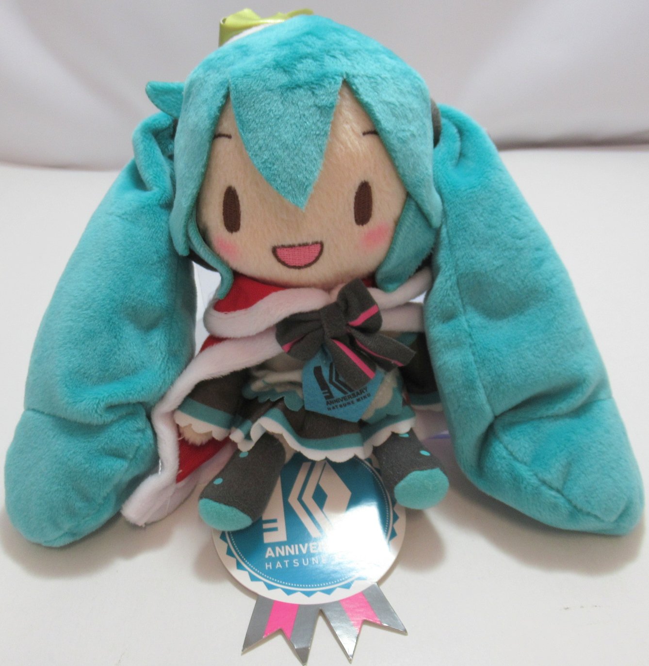 セガ ふわふわぬいぐるみ 初音ミク 10TH ANNIVERSARY 笑顔/口開き/赤