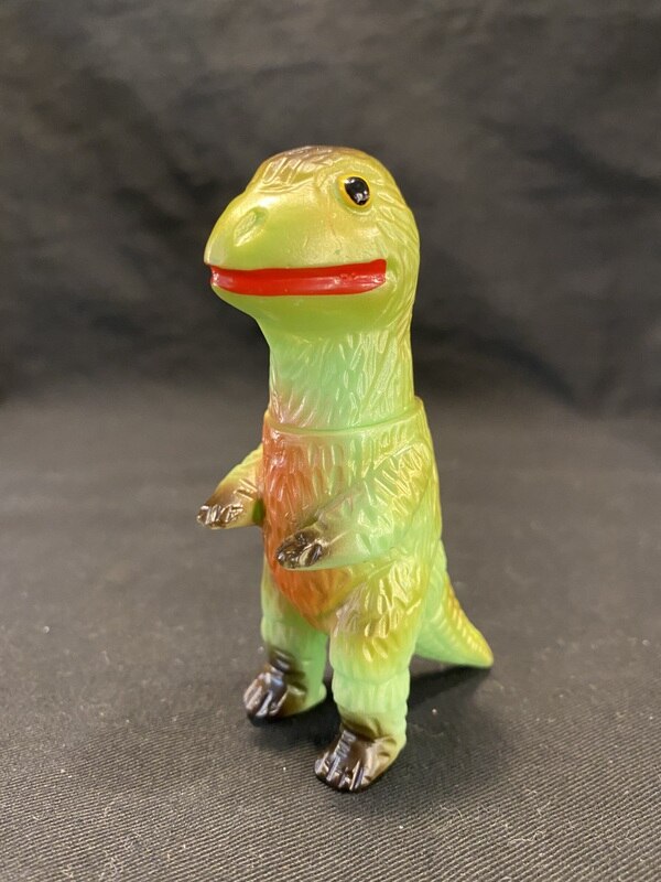ぶたのはな ソフト焼き玩具 ミニ恐竜シリーズ クリンダドロメウス