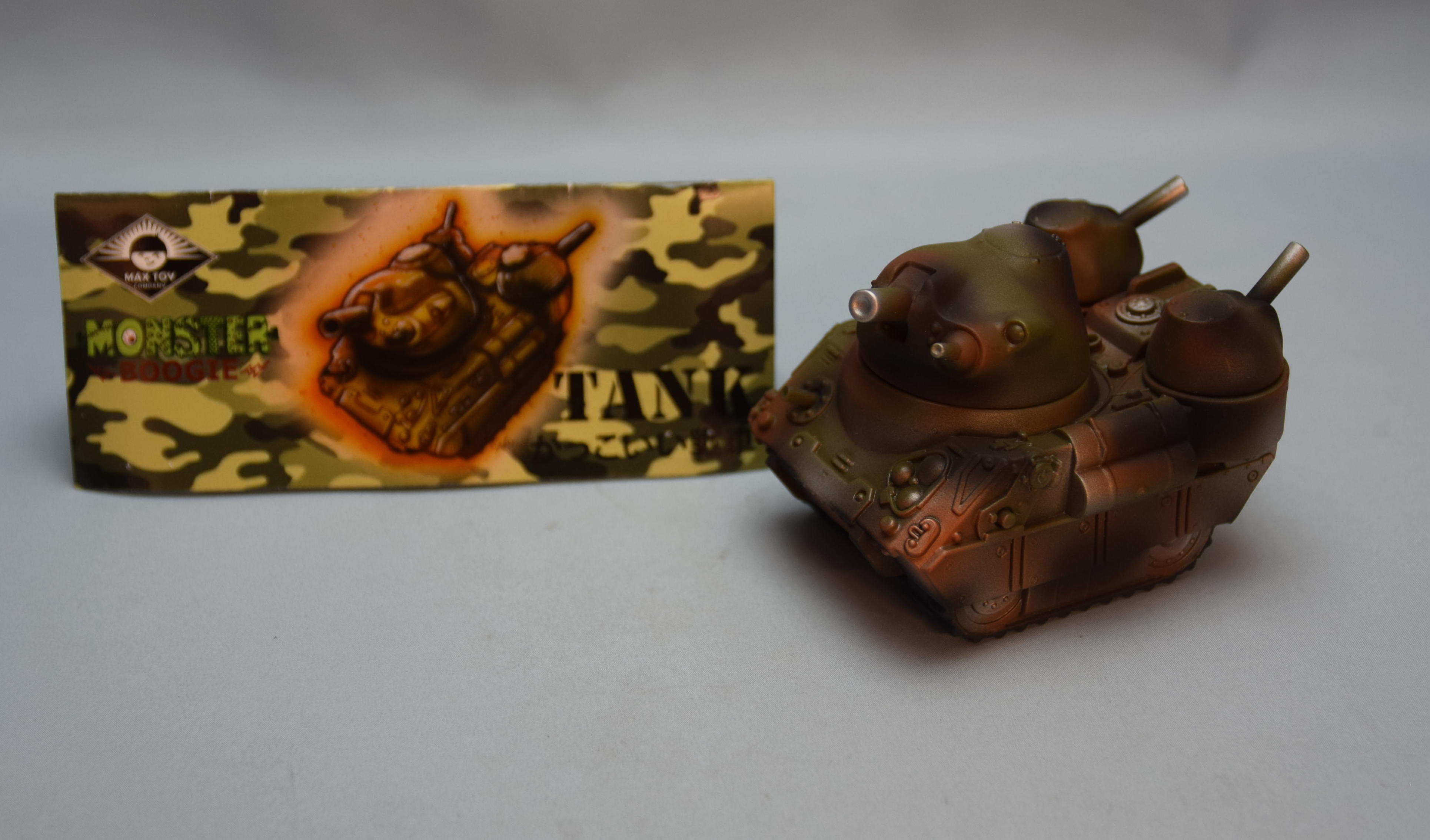 maxtoymonsterboogietankcooltankteabasedcamouflage