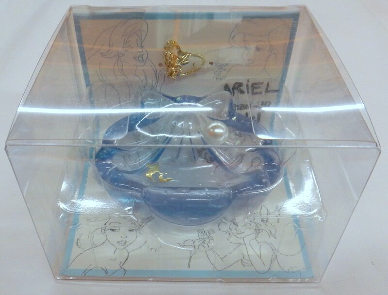 ディズニーストア リング ジュエリートレー アリエル まんだらけ Mandarake
