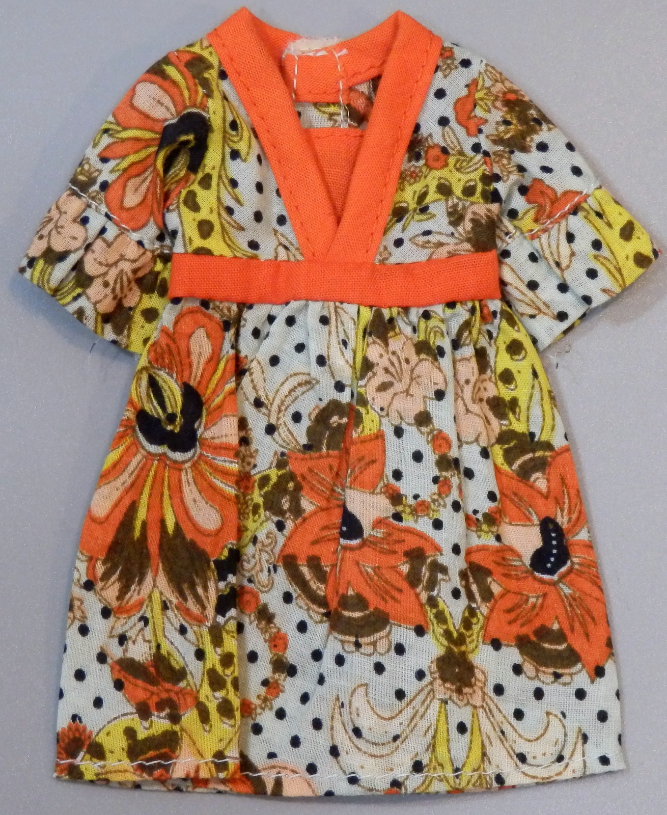 rementloinclothwearing30days6vintagefloraldress