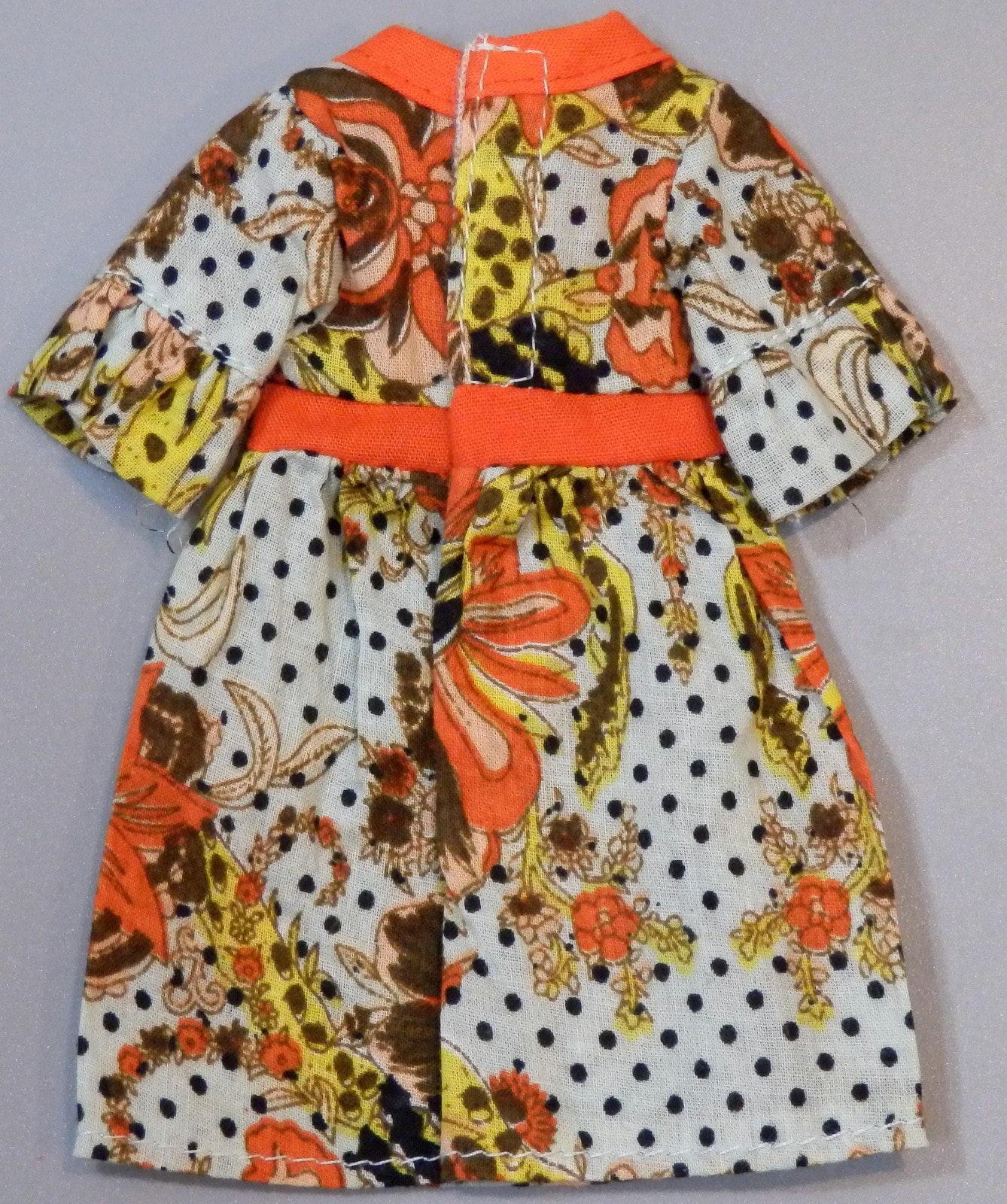 rementloinclothwearing30days6vintagefloraldress