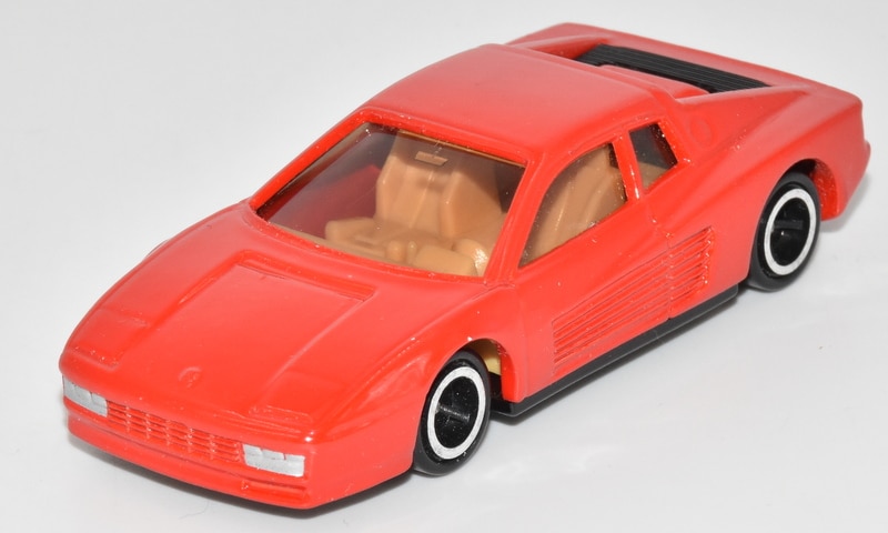 TOMY トミカ赤箱中国製 フェラーリ テスタロッサ/赤 肌色ピンク内装