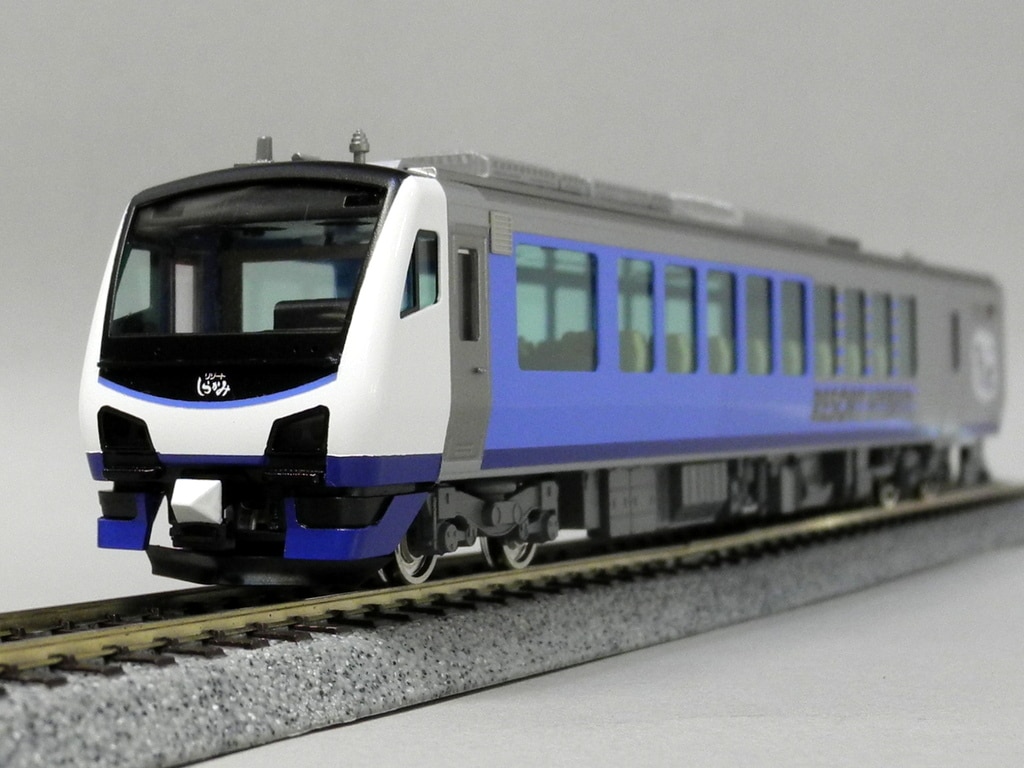 エンドウ HB-E300系 リゾートしらかみ 青池編成 4両 - 鉄道模型
