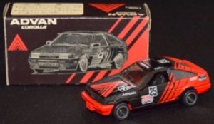 トミカ/アイアイアド特注 ADVAN COROLLA AE86  #25 1985SUGO
