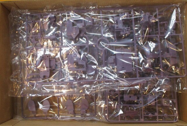 マックスファクトリー 太陽の牙ダグラム　1 72　ソルティックHT128ビッグフット内袋未開封 未組立品 箱少し傷みあり