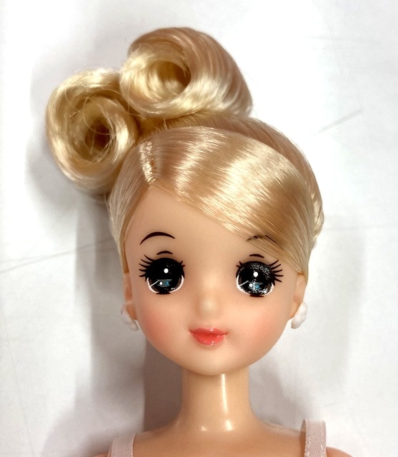 リカちゃんキャッスル　おめかしコレクションモデル　おひめさマート　プルルンちゃん種別人形