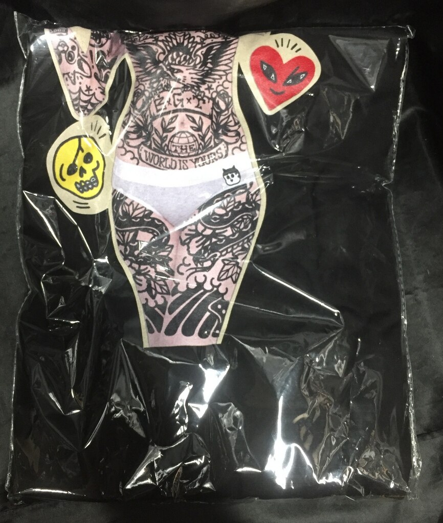 Izumonster 相沢みなみ Tシャツ 漫画 アニメ 映画 ゲーム ソフビ