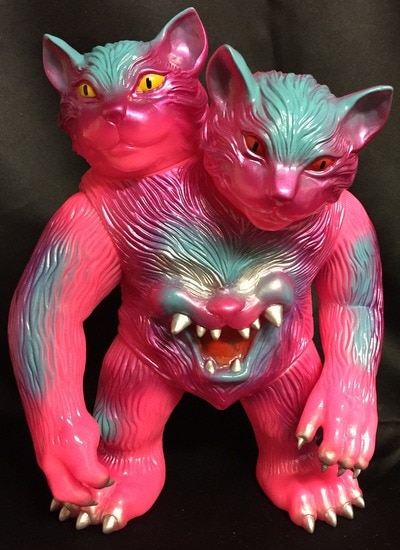 shirahamatoynekomatafluorescentpinkmoldingpurplelightbluesilver