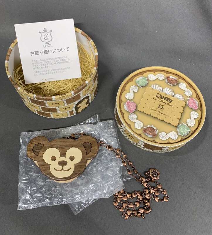 Q Pot Disney ネックレス クッキーサンド ダッフィー Duffy The Disney Bear 15周年 まんだらけ Mandarake