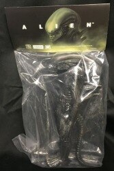 ALIEN(TM) CUSTOM ART COLLECTION