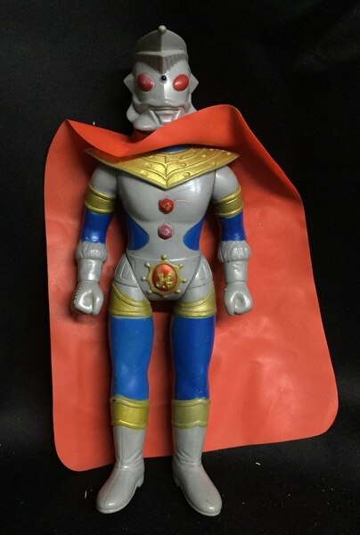 bullmark vin sofubi / middle sized ultraman king (gray mold