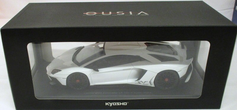 AUTOart 1/18 ランボルギーニ アヴェンタドール SVJ