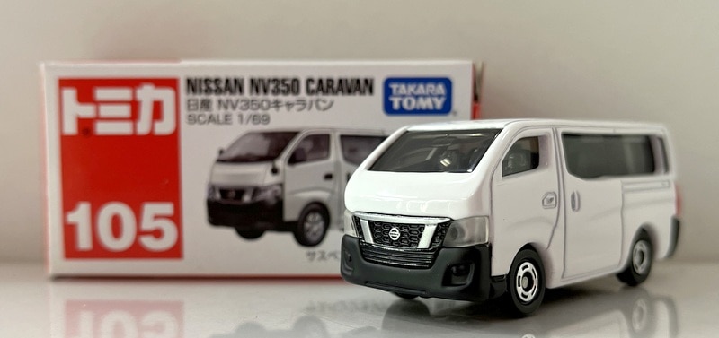 トミカ No.105 日産 NV350 キャラバン - ミニカー