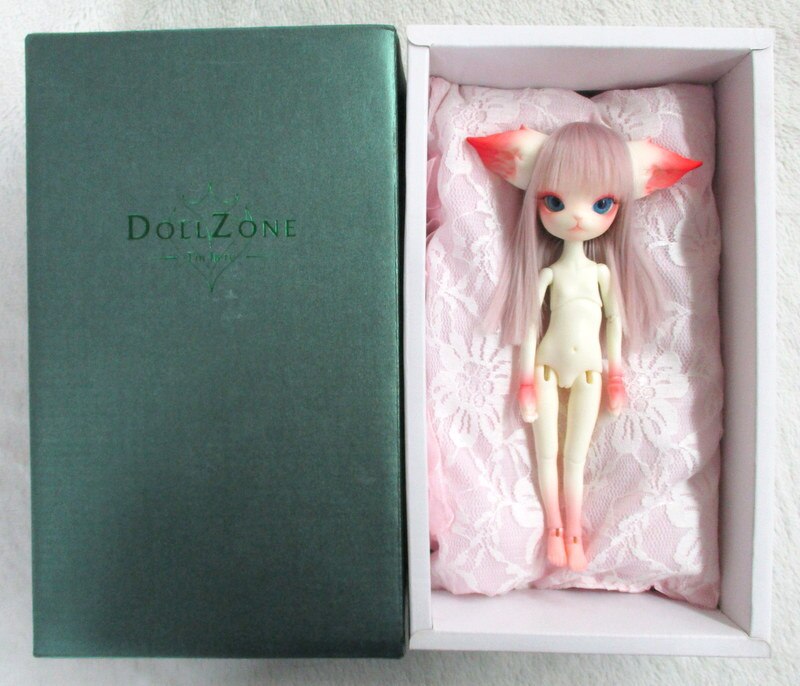 DOLK x DOLL ZONE Mini Kitty New Year 2019