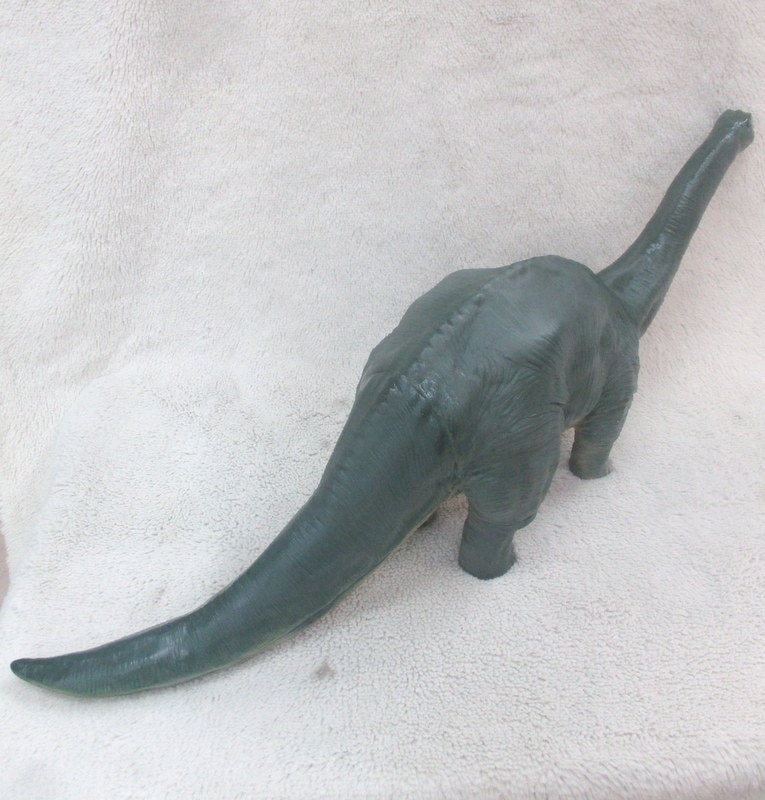 ウタツサウルス