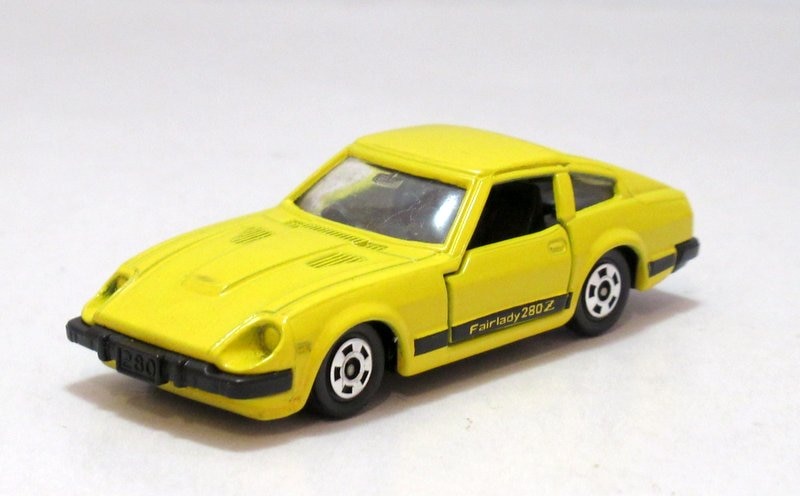 トミー トミカ黒箱日本製 ニッサン フェアレディ280Z-T/黄 黒内装 15-3-1 | ありある | まんだらけ MANDARAKE