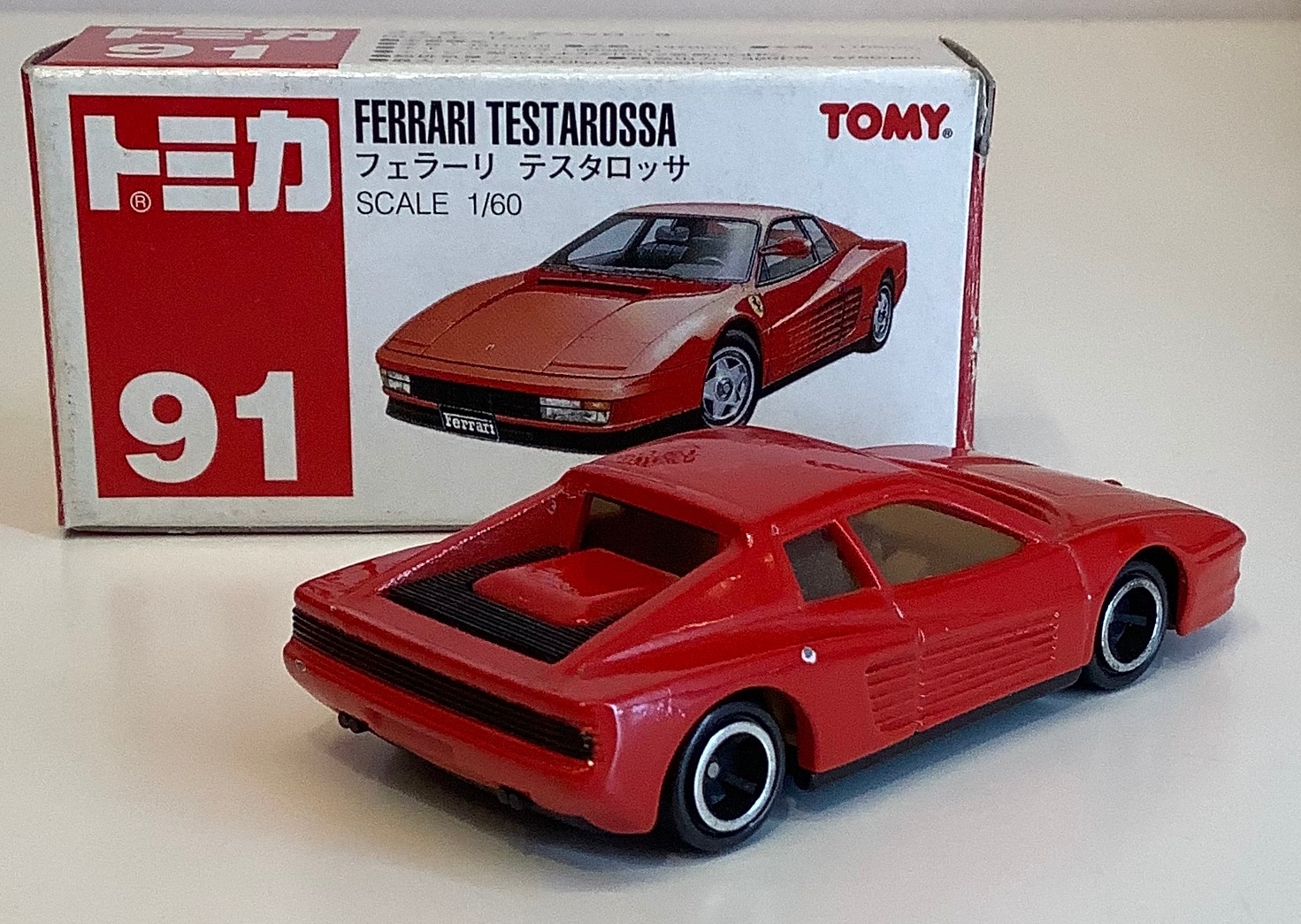 TOMY トミカ 赤箱/日本製 フェラーリ テスタロッサ 内装ベージュ 91 