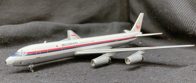 期間限定でセール価格とします BBOX 1/200 日本航空 DC8-62 JA8037