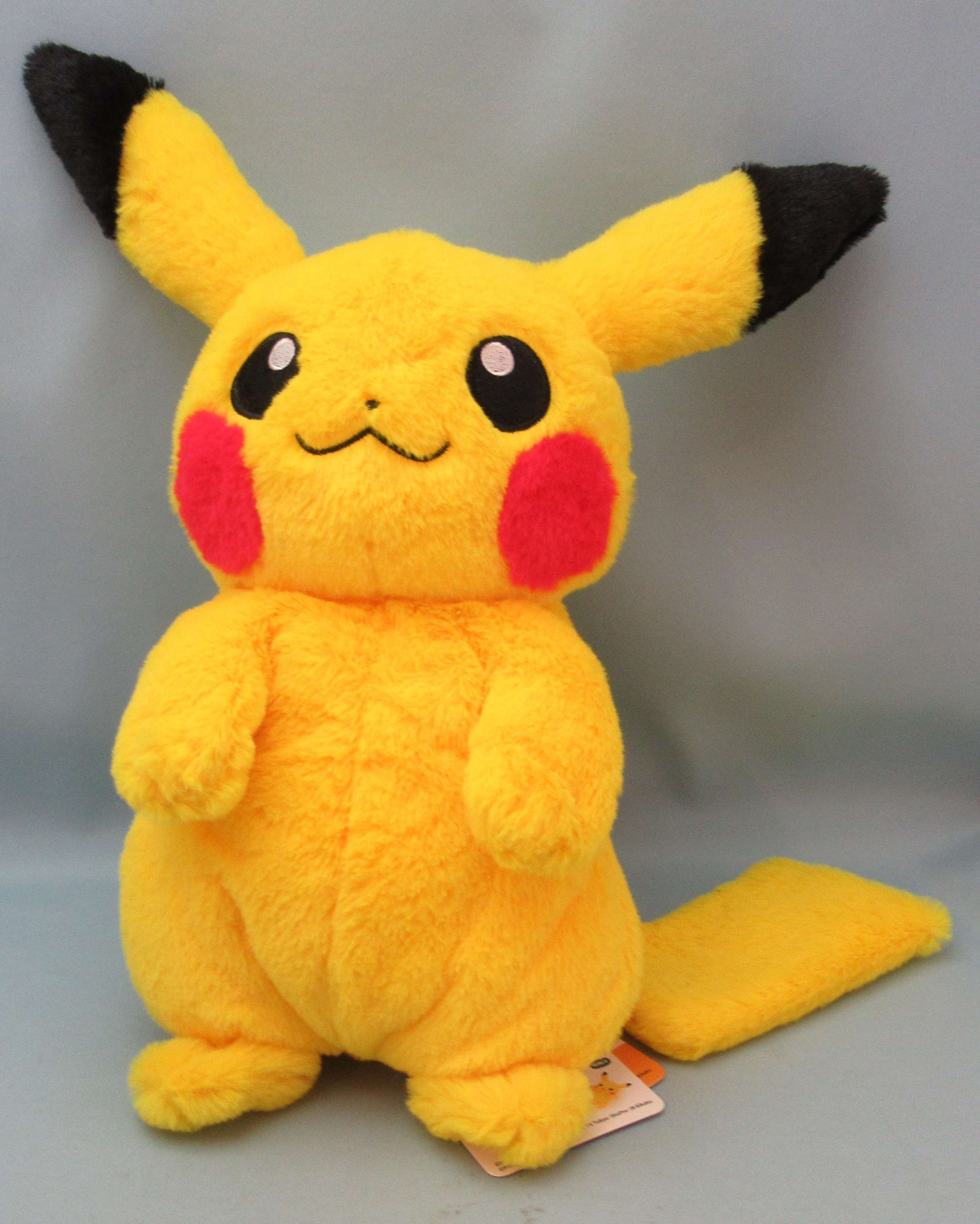 takara tomy pikachu plush