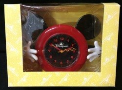 A clock/Disney 