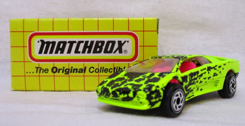 MATCHBOX Diecast Lamborghini Diablo (Yellow) MB22 | Mandarake Online Shop