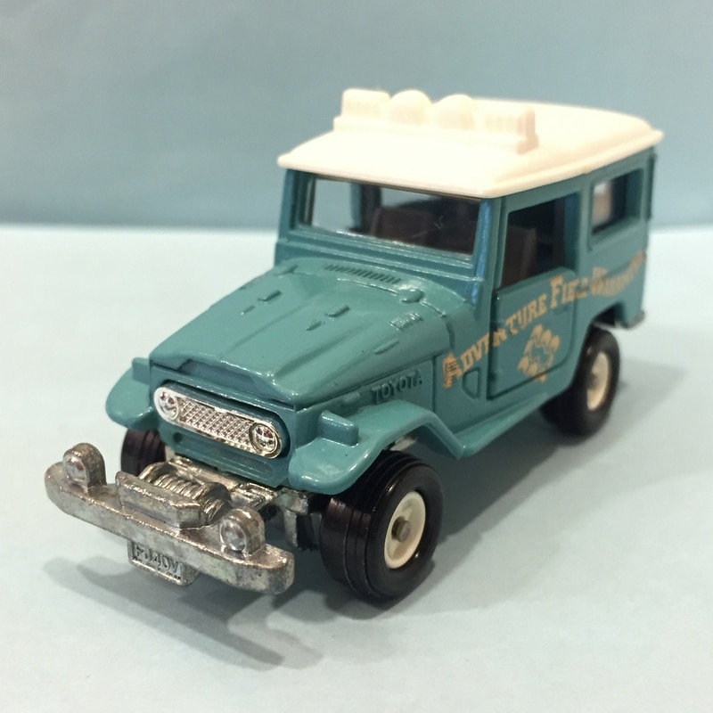 tomica fj40