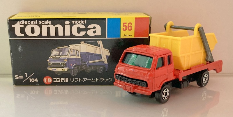 トミー トミカ黒箱日本製 UDコンドル リフトアームトラック 赤/緑窓