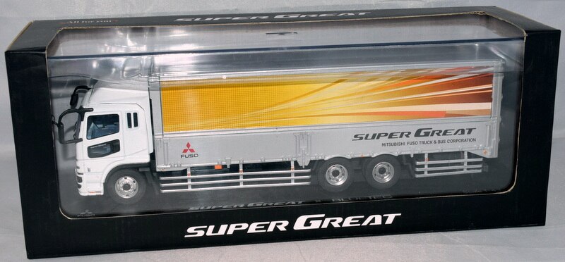 三菱ふそう 1/43 ディーラーBOX SUPER GREAT × BLUETEC スーパー