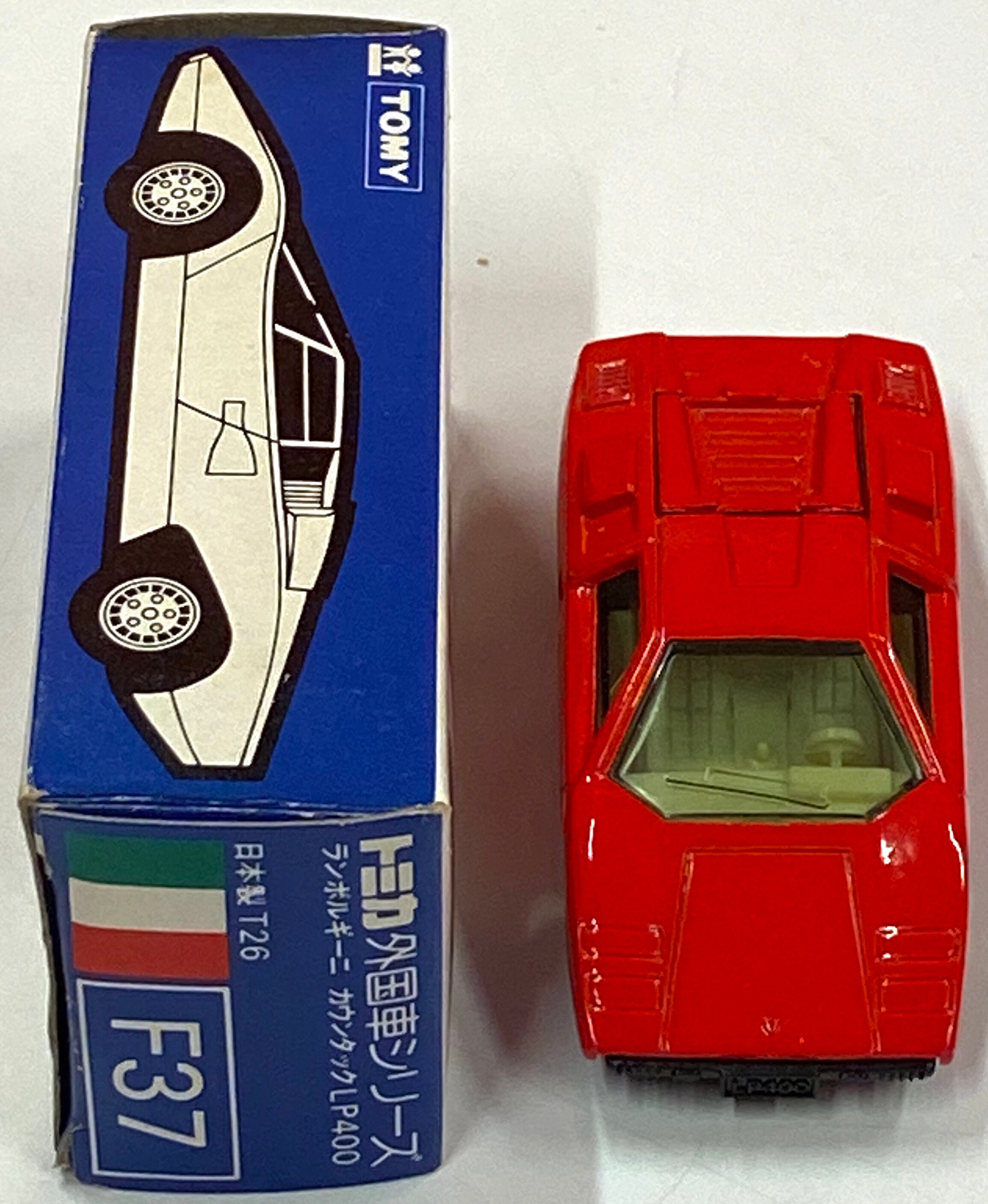 TOMY 外国車シリーズ トミカ ランボルギーニカウンタックLP400/赤