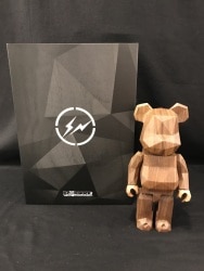 ▷ 1000% Bearbrick Karimoku Fragment Wooden Polygon Horizon by