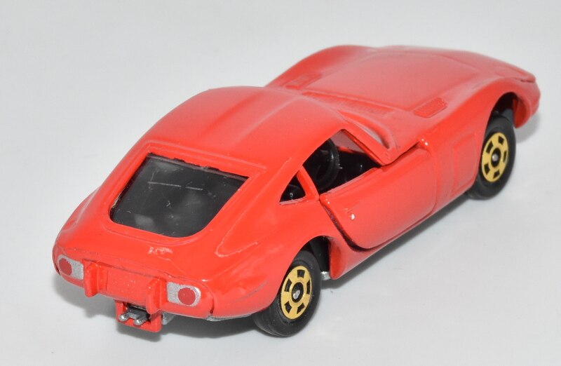 トミカ　トヨタ2000GT　火の鳥 トミカトヨタ2000GT火の鳥