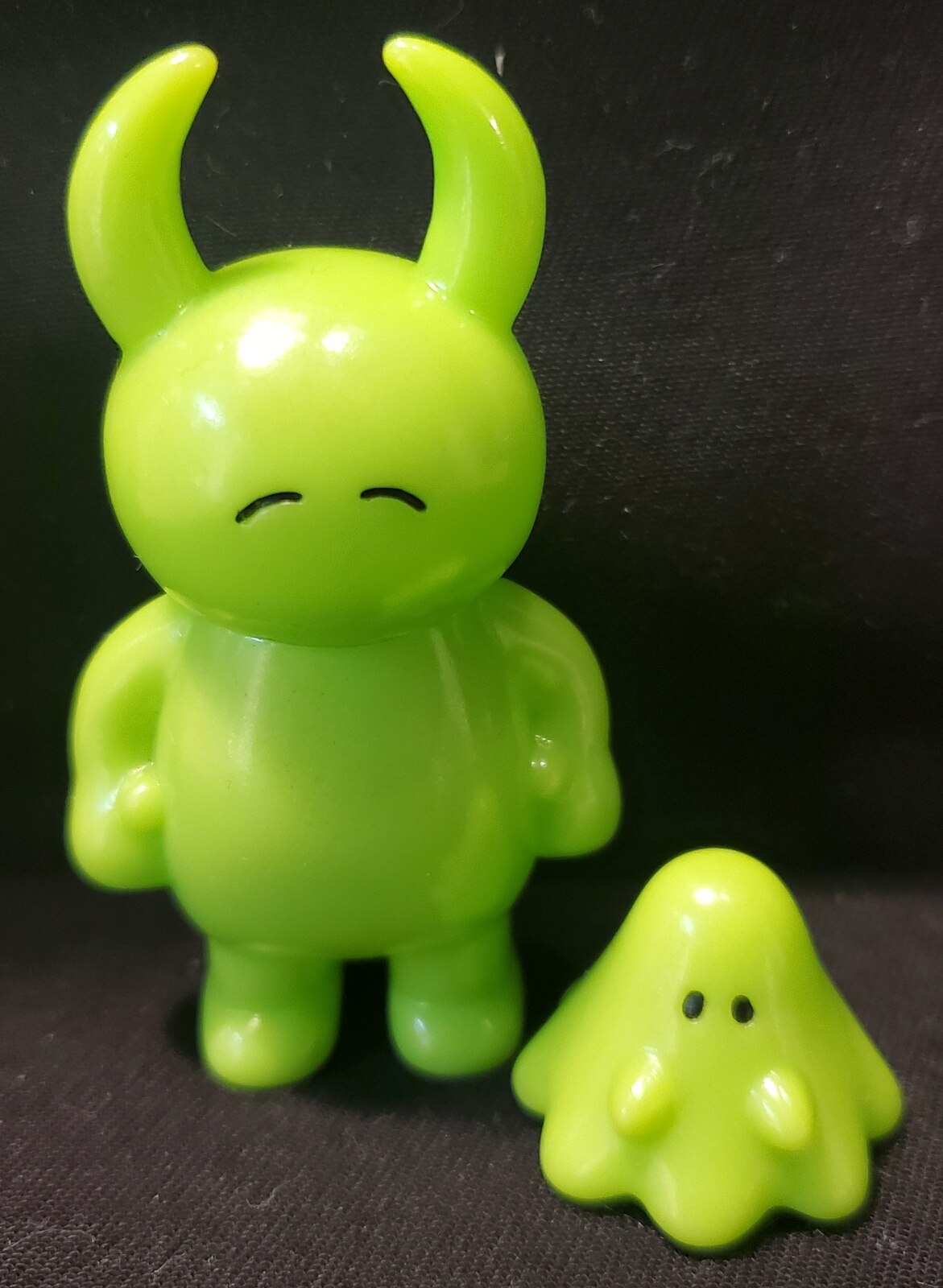 uamouuamouandghostchangreenmoldingunpainteddroopingeyes