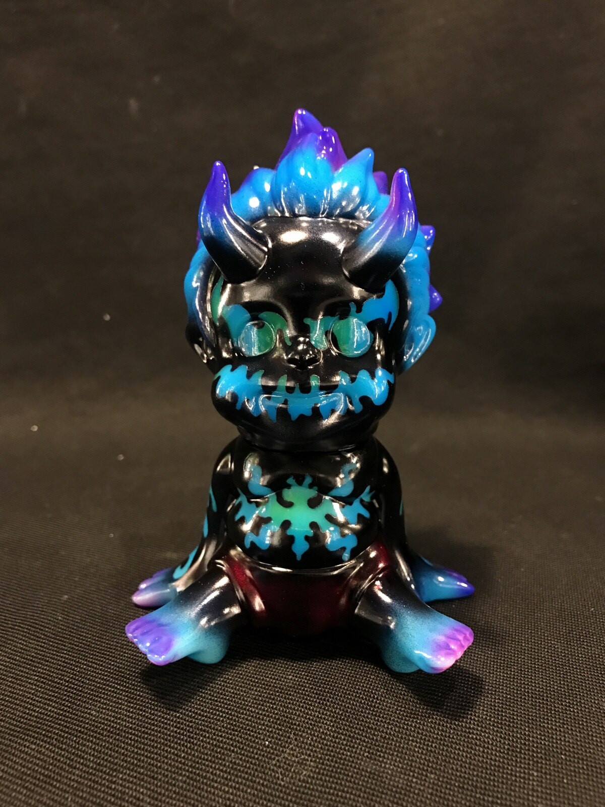 SOFT VINYL TOY JELLY ROGER Edward M Drake Glow in The Dark / blue